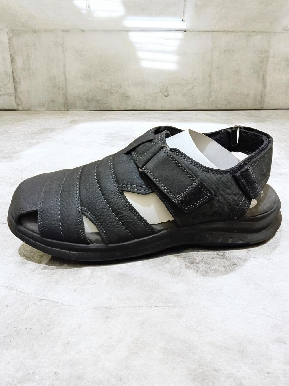 Rockport Men's Black Leather Closed-Toe Fisherman Sandals
